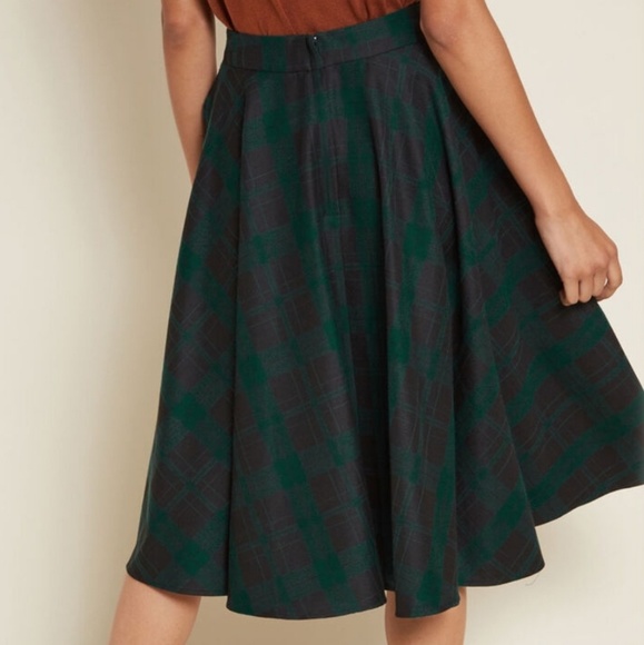 Collectif Modcloth EverLovely Intellect Midi skirt - Picture 2 of 3